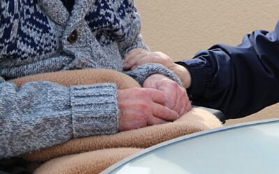 Cuidadora de mayores interna o residencias de ancianos