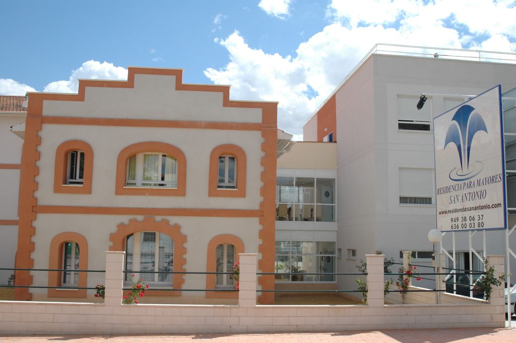 residencia-san-antornio-entrada