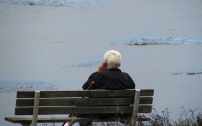 Aumentan las plazas públicas en atención a mayores